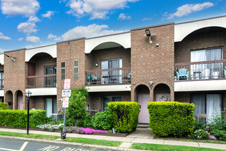 Rhawnwoods Duplexes in Philadelphia, PA - Building Photo - Building Photo