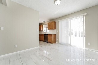 5083 Helena Ct in Denver, CO - Building Photo - Building Photo