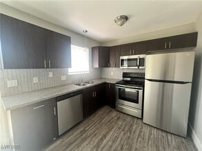 2031 Sycamore Ave in Pahrump, NV - Building Photo - Building Photo