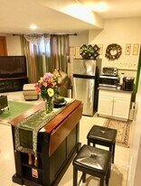 30 Arnold St, Unit G1 in Needham, MA - Building Photo
