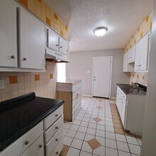 1181 Canary Ln in Memphis, TN - Building Photo - Building Photo