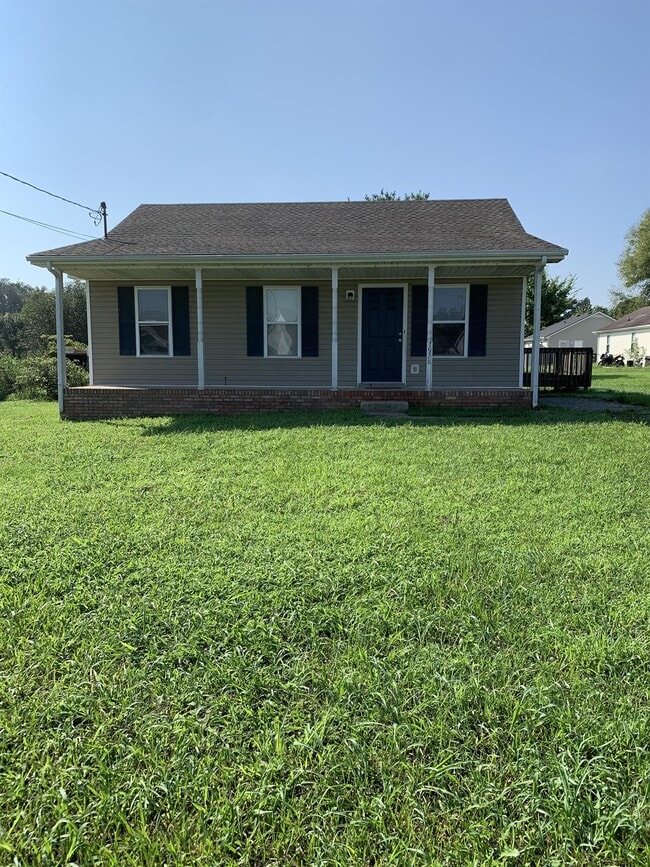 property at 1928 Timberline Cir