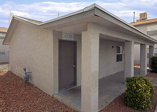 Saul Kleinfeld in El Paso, TX - Foto de edificio - Building Photo