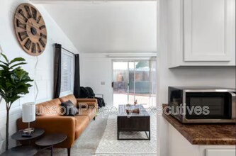 1227 N Belvedere Ave in Tucson, AZ - Building Photo - Building Photo