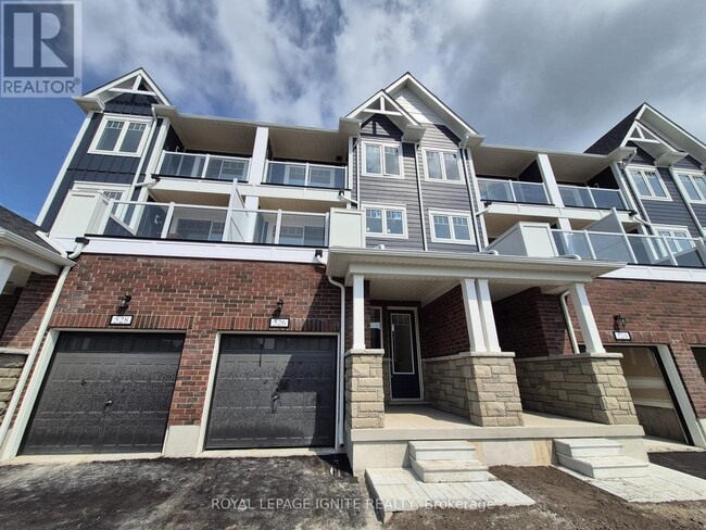 property at 526 Hudson Cres