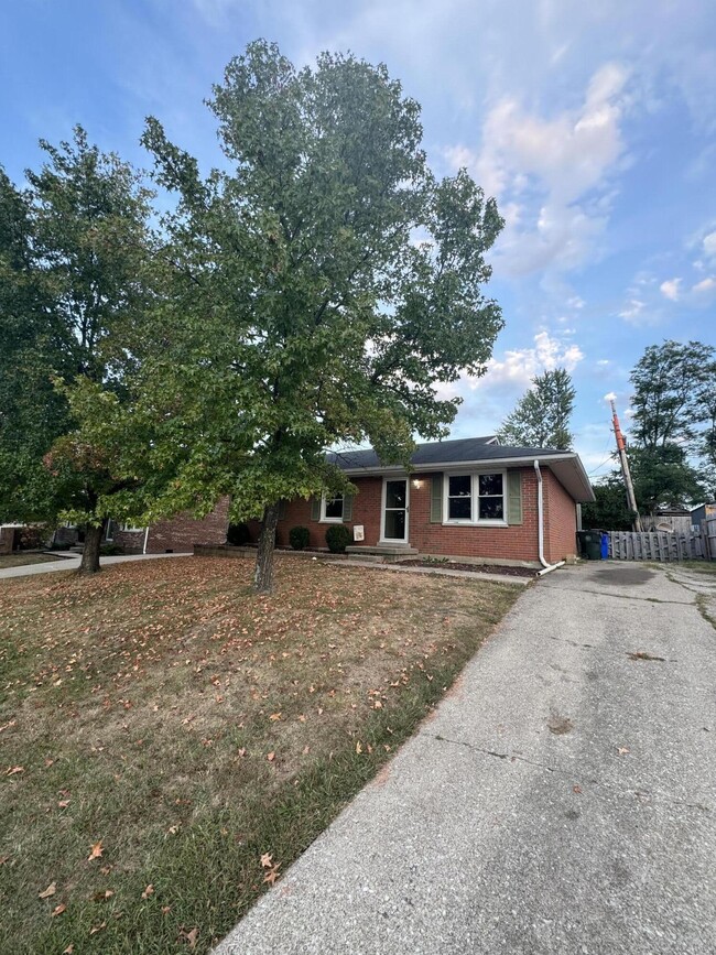 3608 Fox Run Rd in Lexington, KY - Building Photo - Building Photo