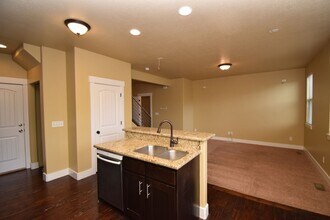 4056 S Olivia Ct in Murray, UT - Building Photo - Building Photo