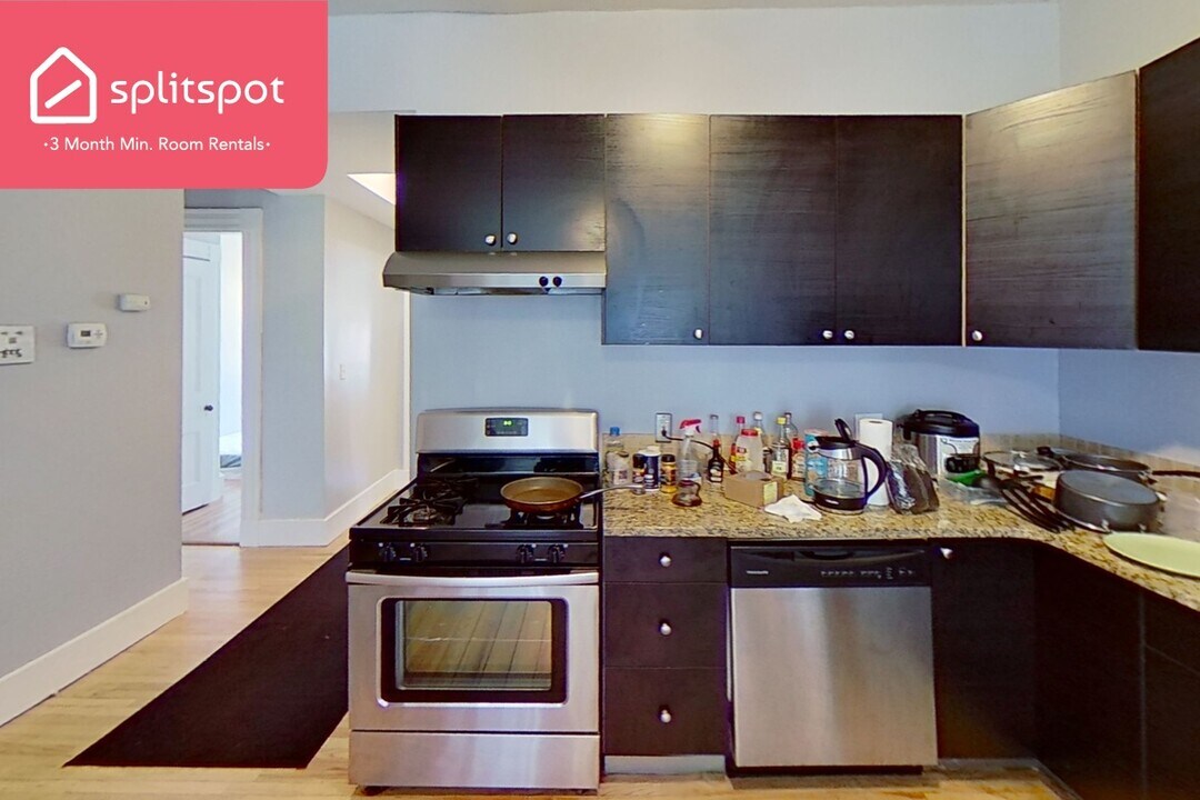 76 St Stephen St Photo