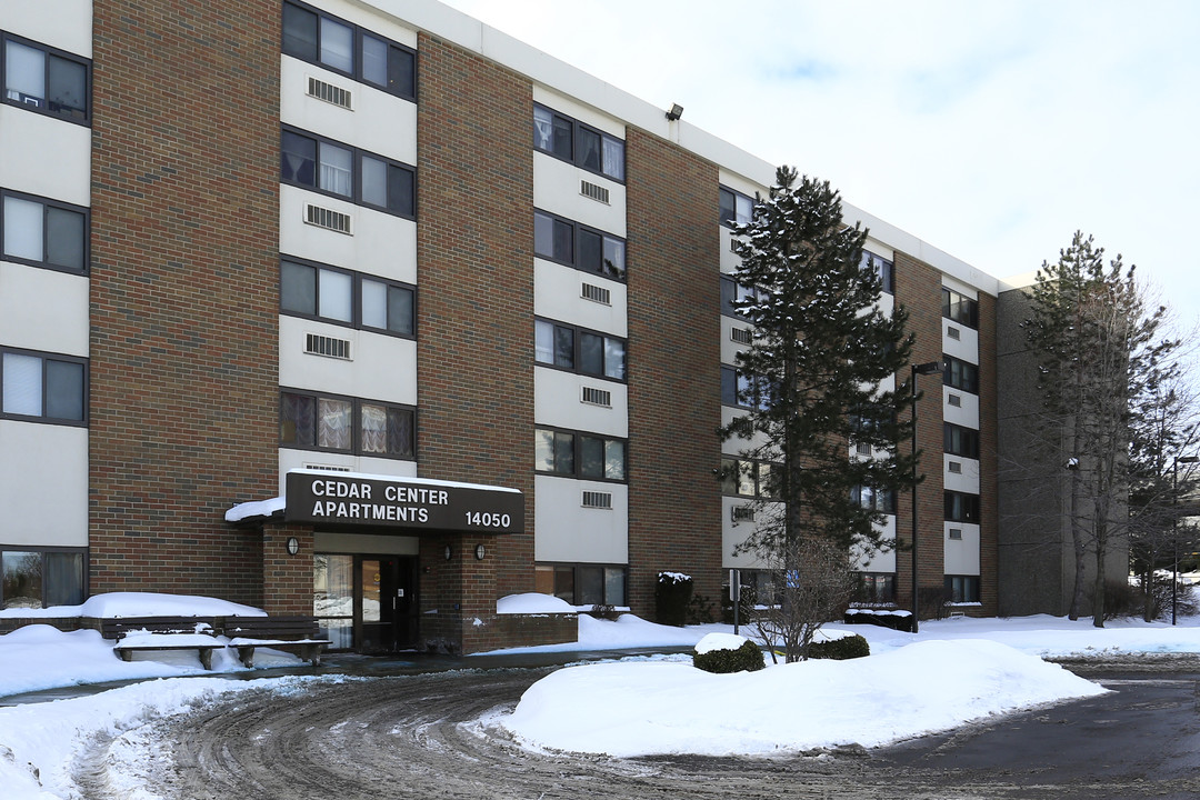 Cedar Center Apartments in University Heights, OH - Building Photo