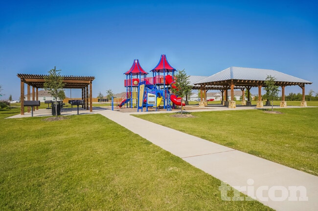 2744 Serenity Grv Ln