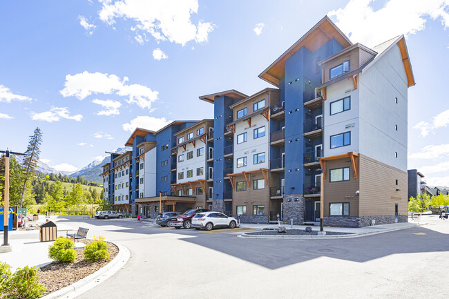 Vue Canmore in Canmore, AB - Building Photo - Building Photo