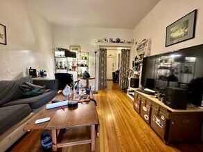 25 Mount Hood Rd, Unit 3 in Boston, MA - Building Photo - Building Photo