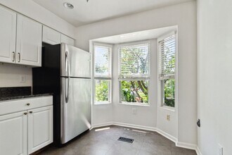 2849 Schoolhouse Cir in Silver Spring, MD - Building Photo - Building Photo