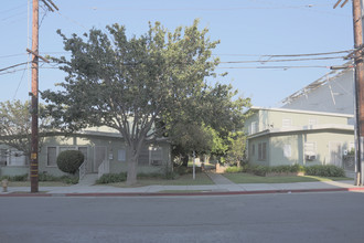 1029 N Sweetzer Ave in West Hollywood, CA - Building Photo - Building Photo