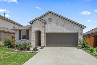 2302 Sweet Bay Dr in Texas City, TX - Building Photo - Building Photo