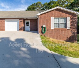 4622 Ventura Dr in Knoxville, TN - Building Photo - Building Photo
