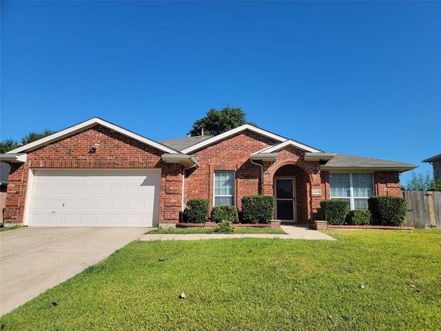 8409 Sailors St in Rowlett, TX - Foto de edificio