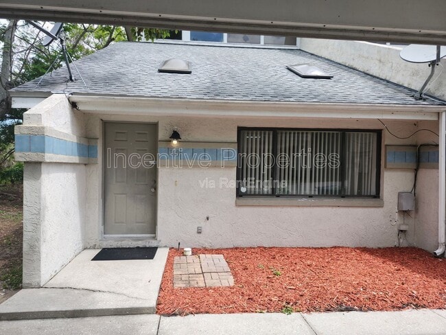 310 Mayfair Pl SW in Winter Haven, FL - Building Photo - Building Photo