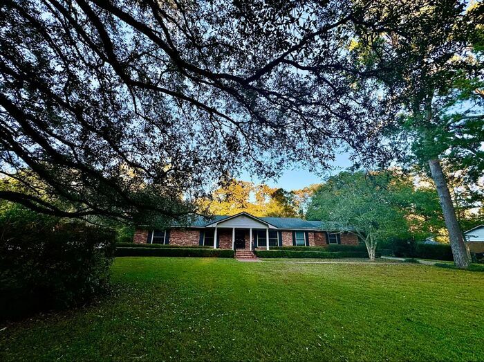 3517 Kilkenny Dr in Tallahassee, FL - Foto de edificio