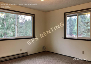 6106 NE 192nd Pl in Kenmore, WA - Building Photo - Building Photo