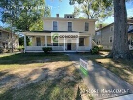 127 S Mendenhall St in Greensboro, NC - Building Photo