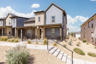 5652 S Garnet Dr in Saint George, UT - Building Photo - Building Photo