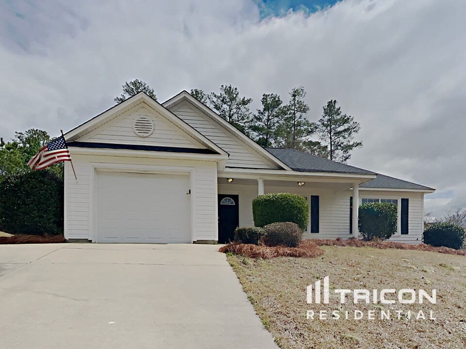 4 Beagle Ct in Irmo, SC - Building Photo