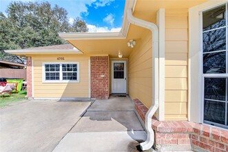 4705 Dogwood Dr in Rosenberg, TX - Building Photo - Building Photo