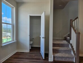 112 Abramo Victor Dr in Downingtown, PA - Building Photo - Building Photo