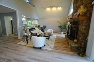 14543 Ensign Rd in Burton, OH - Building Photo - Building Photo