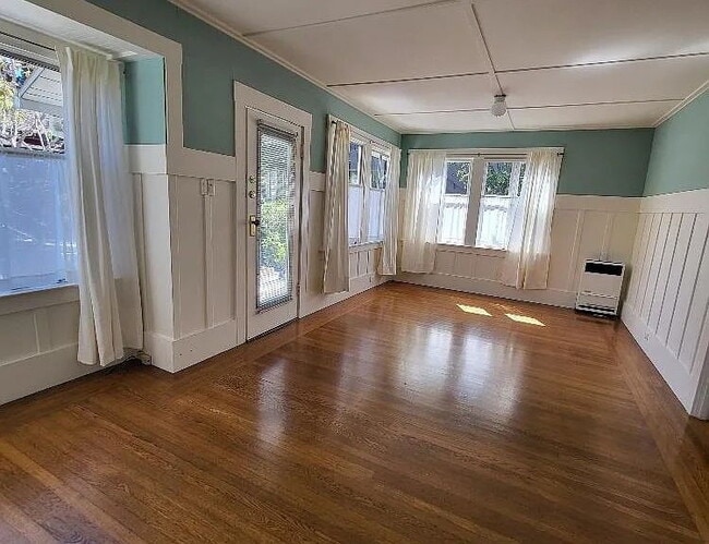 property at 1813 Francisco St