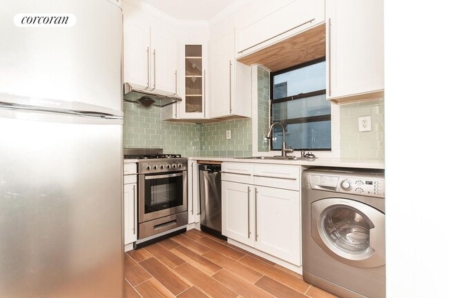 67 W 107th St in New York, NY - Building Photo - Building Photo