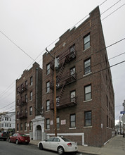 26 Elmwood Avenue in Irvington, NJ - Building Photo - Building Photo