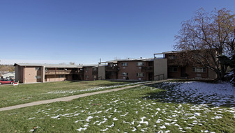 1690 EATON in Lakewood, CO - Building Photo