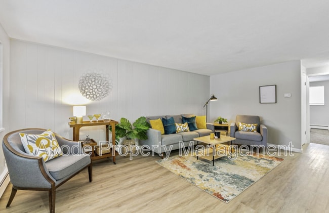 434 W 10th St in Loveland, CO - Building Photo - Building Photo