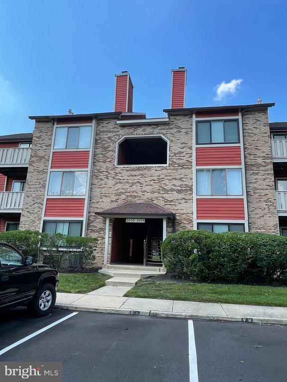 property at 2612B Auburn Ct
