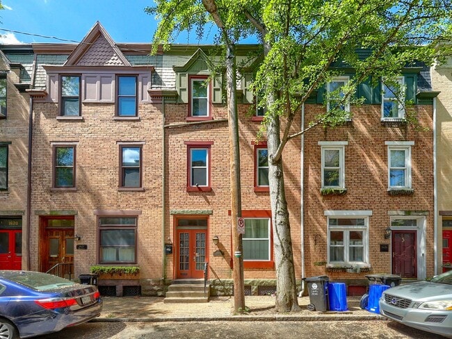 property at 1624 Penn St