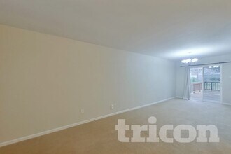 1563 Park Ridge Ln in Arnold, MO - Building Photo - Building Photo