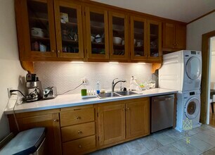 67 Marion St in Brookline, MA - Building Photo - Building Photo