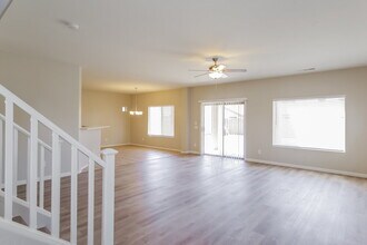 13045 W Columbine Dr in El Mirage, AZ - Building Photo - Building Photo