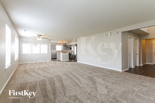 8114 Grove Berry Dr in Indianapolis, IN - Building Photo - Building Photo