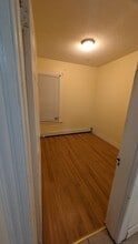 83 Lounsbury Ave in Waterbury, CT - Building Photo - Building Photo