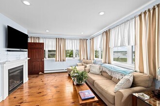 97 Edward Foster Rd in Scituate, MA - Building Photo - Building Photo