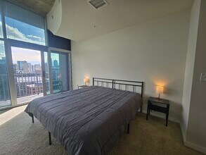 1700 Bassett St, Unit 2121 in Denver, CO - Building Photo - Building Photo