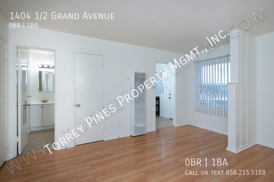 1404 1/2 Grand Ave in San Diego, CA - Building Photo