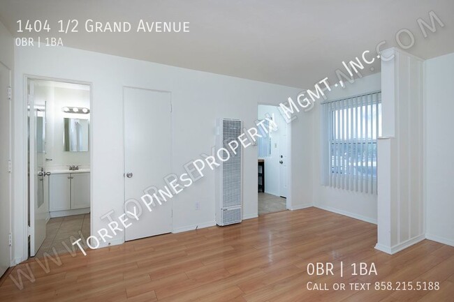 property at 1404 1/2 Grand Ave