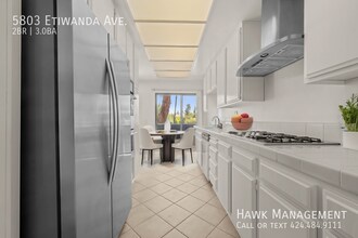 5803 Etiwanda Ave in Los Angeles, CA - Building Photo - Building Photo