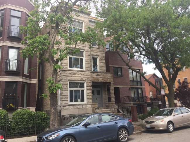 956 N Wolcott Ave in Chicago, IL - Building Photo - Building Photo