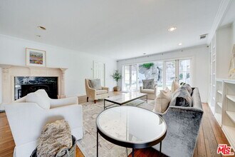 2628 Mandeville Canyon Rd in Los Angeles, CA - Building Photo - Building Photo