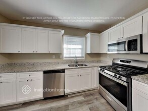 2716 Lancaster Dr, Unit 102D in East Point, GA - Building Photo - Building Photo